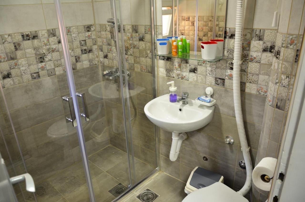 Apartman Terassa Доні-Мілановац Екстер'єр фото