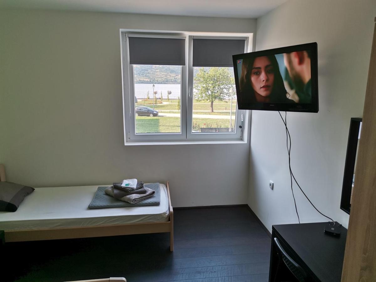 Apartman Terassa Доні-Мілановац Екстер'єр фото