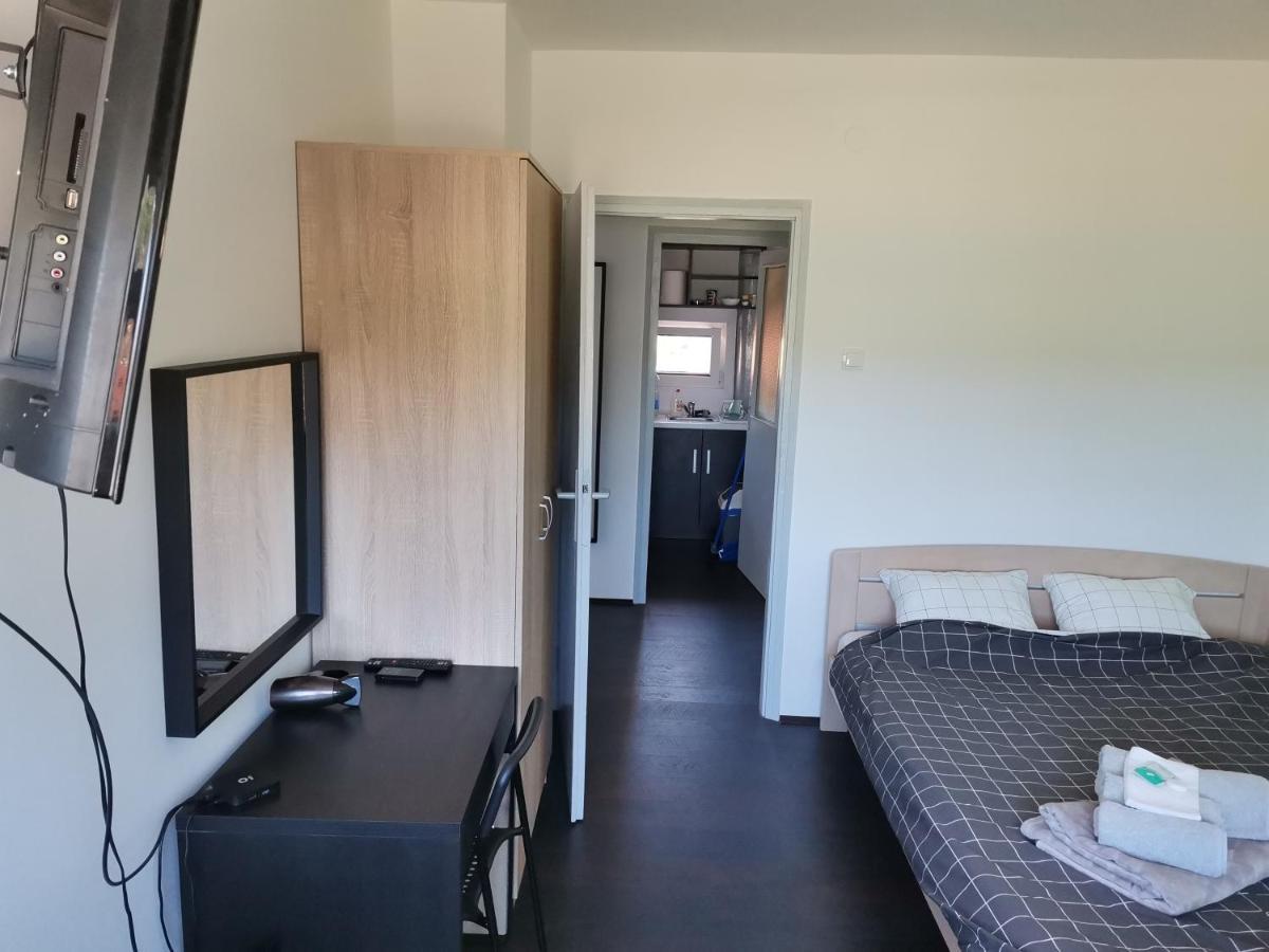 Apartman Terassa Доні-Мілановац Екстер'єр фото